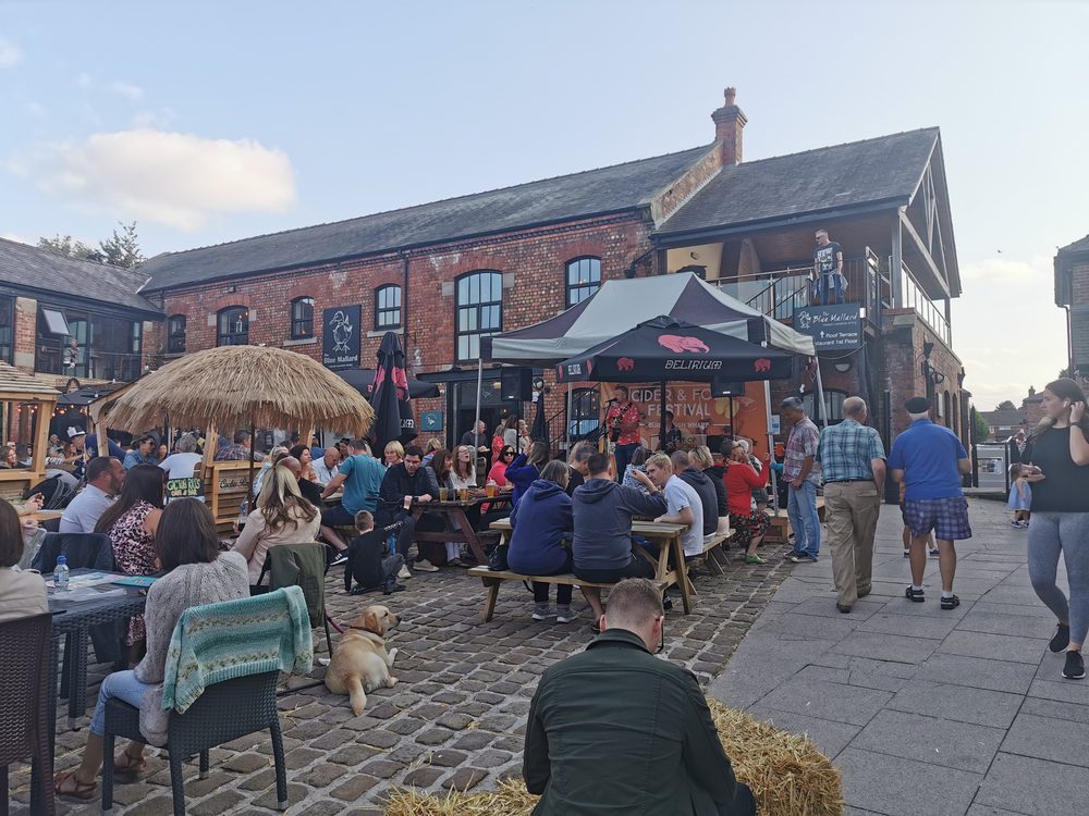 The Thirsty Duck courtyard, Burscough